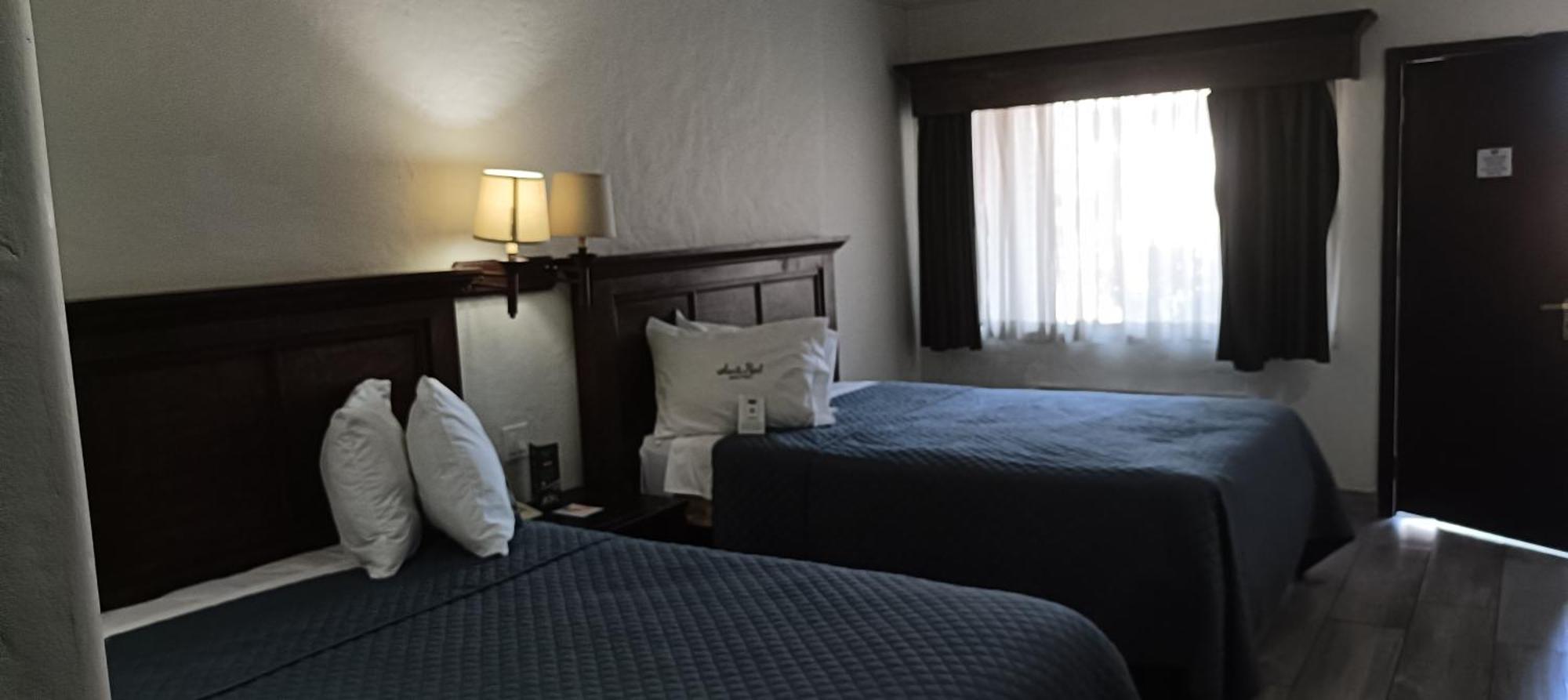 Hotel Siesta Real メヒカリ エクステリア 写真