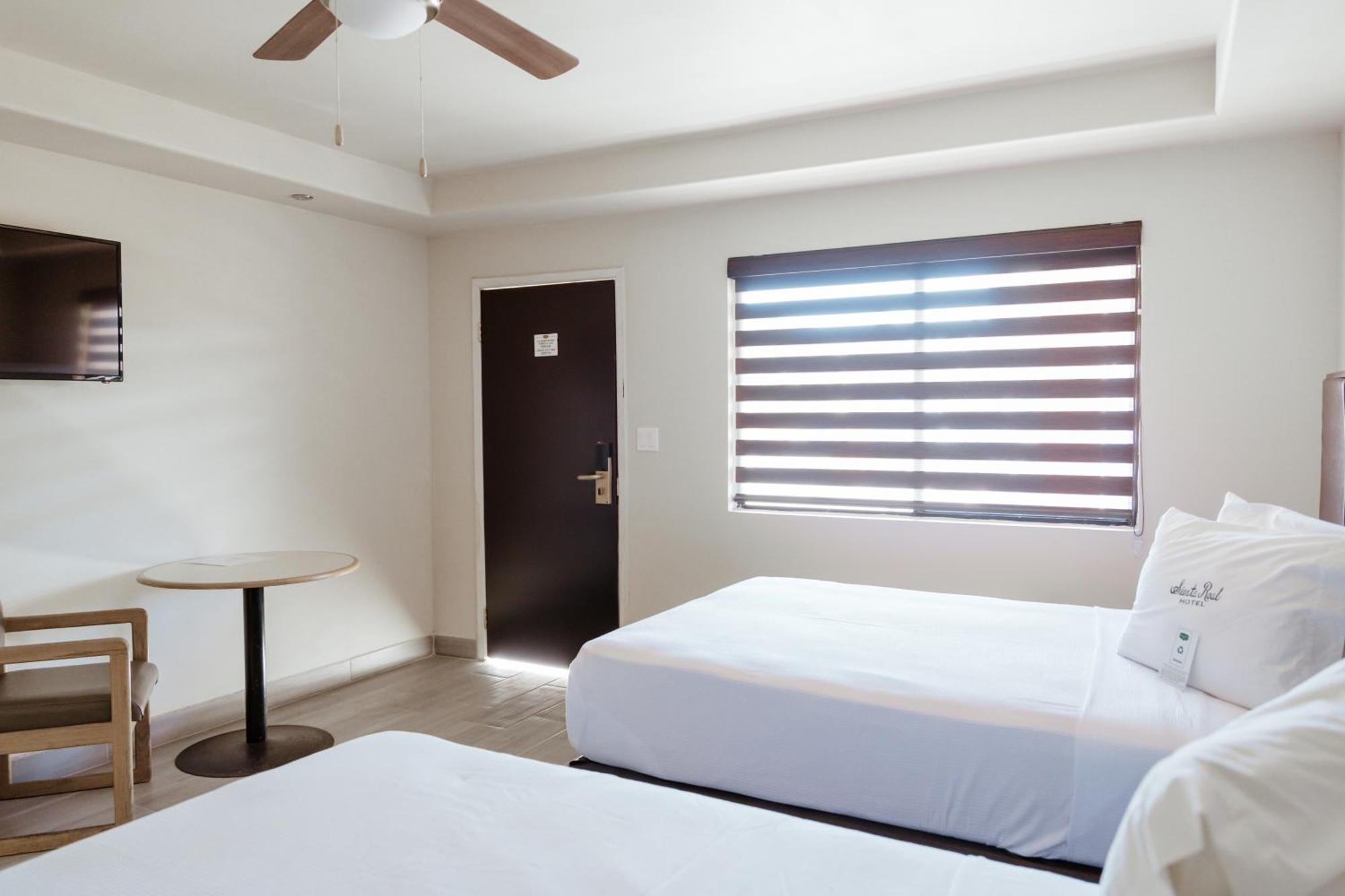 Hotel Siesta Real メヒカリ エクステリア 写真