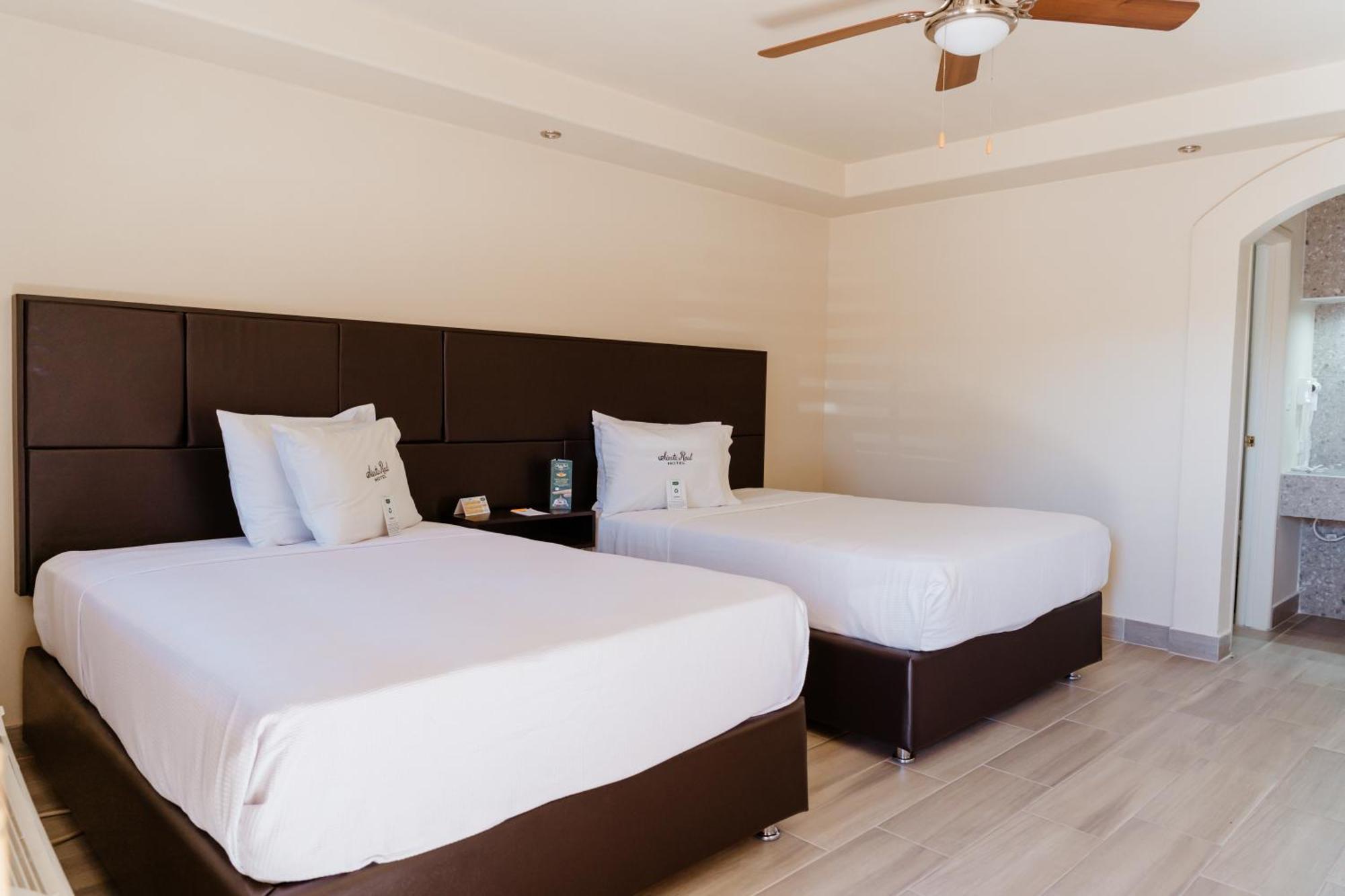 Hotel Siesta Real メヒカリ エクステリア 写真