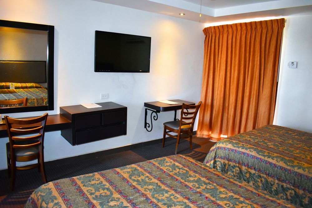 Hotel Siesta Real メヒカリ エクステリア 写真