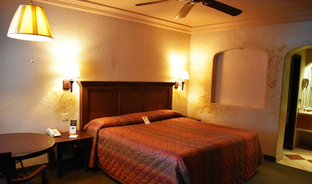 Hotel Siesta Real メヒカリ エクステリア 写真