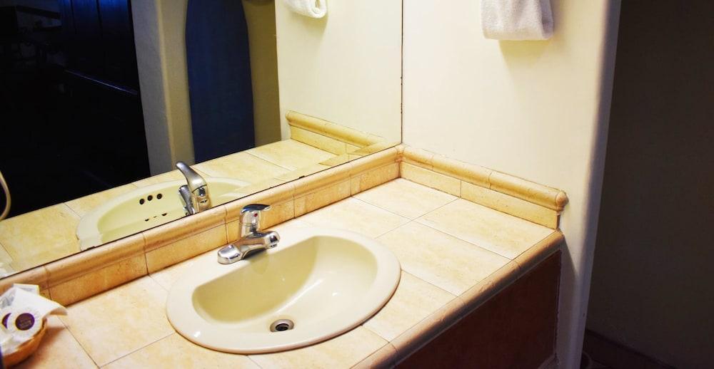 Hotel Siesta Real メヒカリ エクステリア 写真
